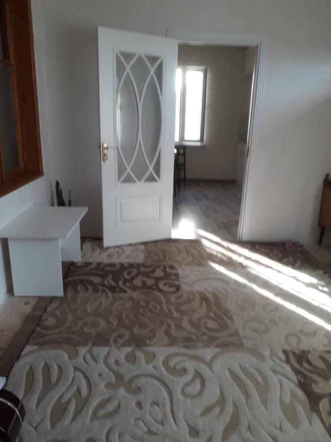 Apartment At Narimanov 151 Гянджа Экстерьер фото
